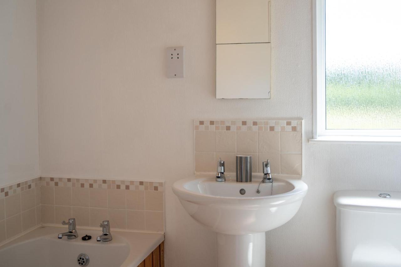 26 Ocean View Lodge - 3 Bed-Sleeps 6-Tjs26Ov Ilfracombe Quarto foto